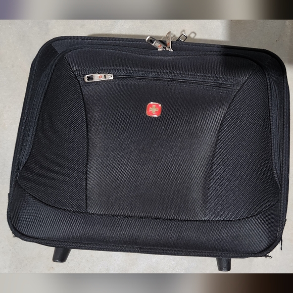 Swiss Gear Rolling Briefcase - Picture 1 of 12